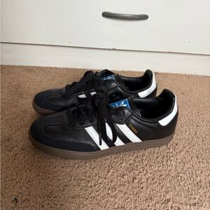 SOLD ❌Adidas Men's Black and White Sneakers